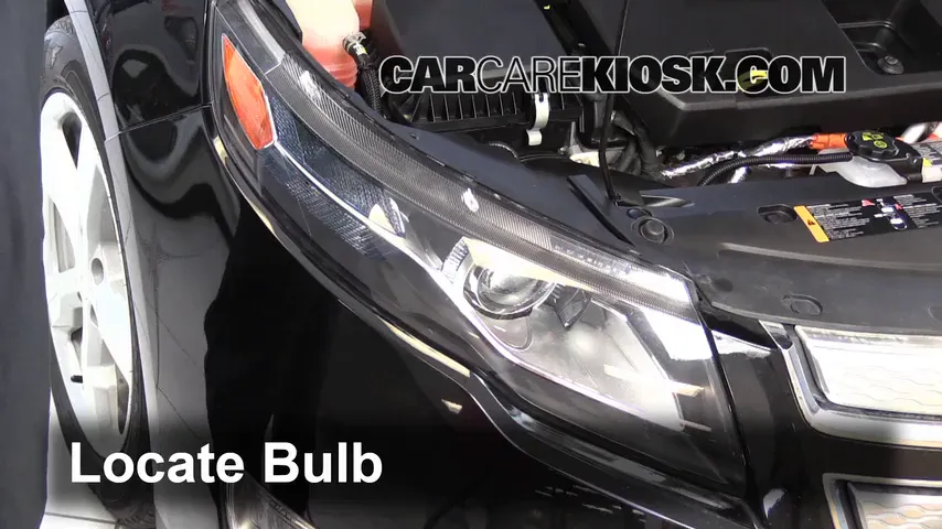 2013 Chevrolet Volt 1.4L 4 Cyl. Lights Highbeam (replace bulb)